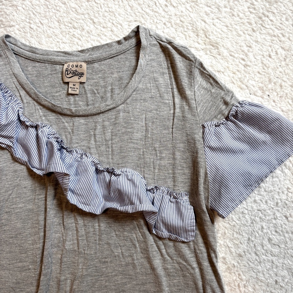 Como vintage | Heather Gray Top with ruffle detail